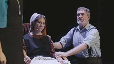 [audiencia riendo] - The Confession Musical