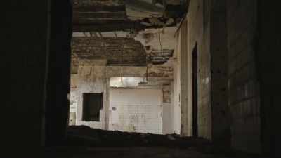 [Auerbach] This picture
of the building is complicated - Mysteries of the Abandoned