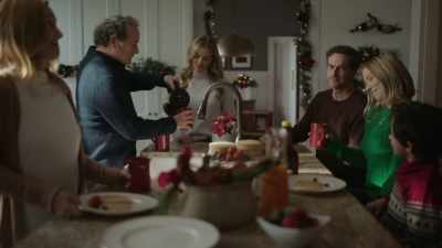 Aunt Charlie, are you in love? - Christmas by Design