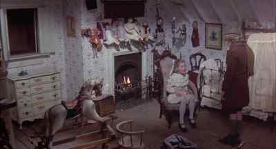 Aunt Roo is a witch - Whoever Slew Auntie Roo?