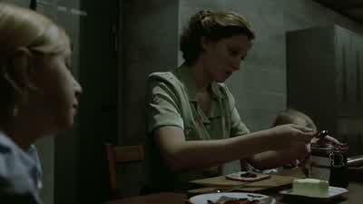 Aunt traudl, I like it when it thunders. - Downfall
