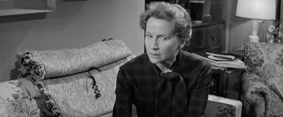 Auntie Nell is blinking - The Haunting