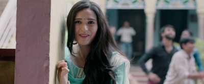 Aunty, should I keep a
mosquito coil in Guddu's room? - Shubh Mangal Zyada Saavdhan