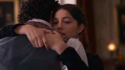 Austin, I have to talk to you. - Dickinson