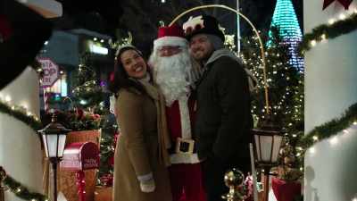 - [Austin] Oh my goodness,
they look so cute, don't they? - A Christmas of Wonders