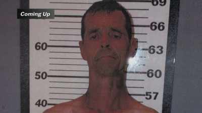 Authorities close
in on a suspect. - Final Moments