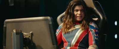 AUTOMATED VOICE:
Incoming missiles. - The Marvels