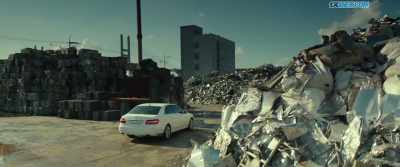 Autopsy rate for accidents
is only 4% in Korea. - Beasts Clawing at Straws