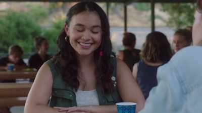 - Ava!
- [laughs] Okay. - Picture Perfect Lies