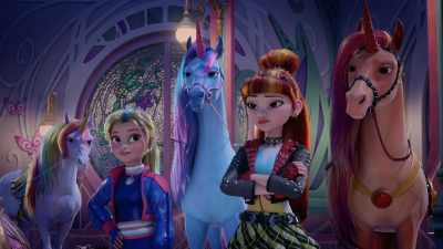 Ava, you take north,
Isabel, west, Valentina, east, - Unicorn Academy