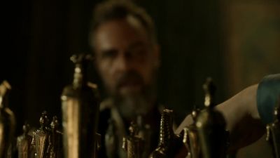 AVENGING YOUR QUEEN. - The 100