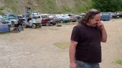 ...Avery gets a personal phone call. - Rust Valley Restorers
