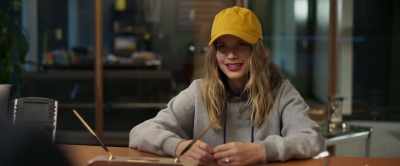 - Avery Gordon. That's amazing.
- Yes. - The List