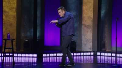 Avioane după avioane. - Brian Regan: Nunchucks and Flamethrowers