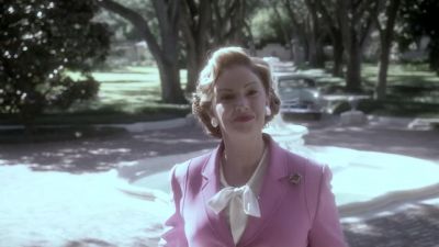 Avon calling. - American Horror Story