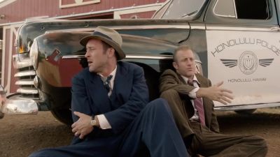 Aw, damn it. - Hawaii Five-0