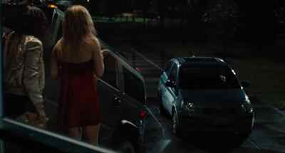 Aw, how sweet.
Kevin brought back my car. - I Love You, Beth Cooper