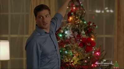- Aw. Is your arm getting tired?
- Oh yeah, - Christmas in Love