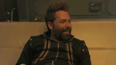 -Aw, you know it.
-[Amae and Elida laughing] - Vagrant Queen
