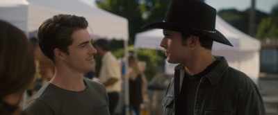 - Aw. That's a real
shame Mr. Cowboy. - Roped