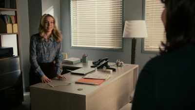 - Aw, the lacrosse star.
- That's her. [Chuckles] - Life by Ella