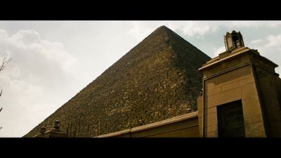 Awesome I think aliens built that - Transformers: Revenge of the Fallen