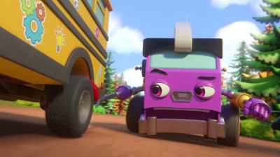 [Axyl grunts] - Mighty Monsterwheelies