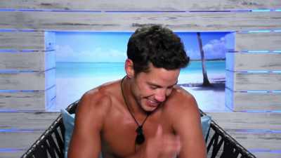 Aye, aye, aye, aye, - Love Island