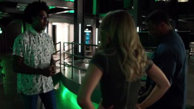 Curtis: I found it! - Arrow