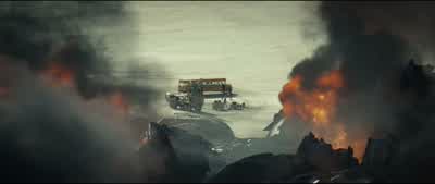 Get her! - Independence Day: Resurgence