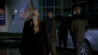 B.p.d. Is sending a unit
to sit on the museum. - Fringe