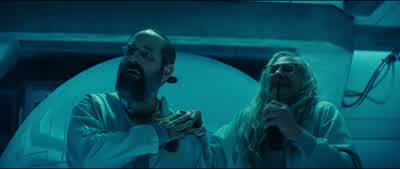 She knows! - Independence Day: Resurgence