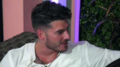 >> BABE, WE'RE COUPLED UP, INTO. - Love Island