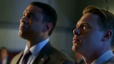 Babe, what time is it? - The Blacklist