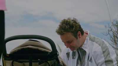 (baby laughing) - Informer 3838