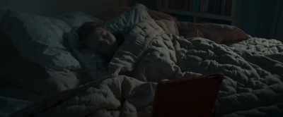 Baby loves Mommy. Scarlet. - Separation