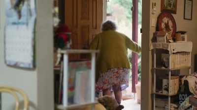 (BABY WHINES) - Miriam Margolyes: Australia Unmasked