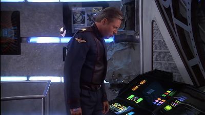 Babylon Control to "Roanoke"... - Babylon 5
