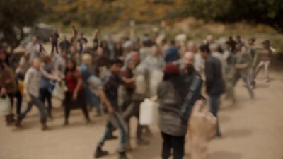 Back away from the well! - Fear the Walking Dead