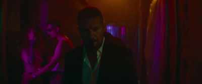- ♪ Back on my,
back on my, back on my, yo ♪ - The Enforcer