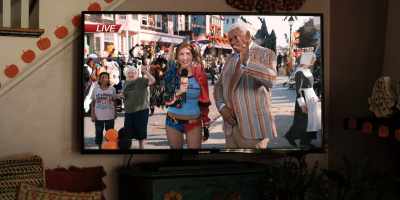 -Back to you, Erin.
-[marching band playing] - Hubie Halloween
