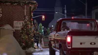 (background chatter) - Toying with the Holidays