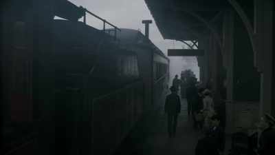 (background chatter)
(woman): There she is. - Anne with an E
