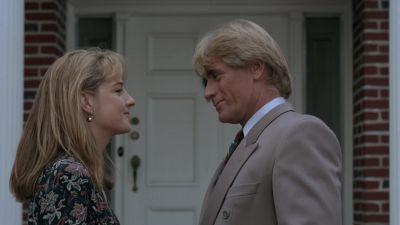 Background Music It's a nice place - Trancers II