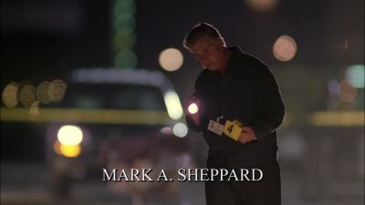 [ background police radio
transmissions] - CSI: Crime Scene Investigation