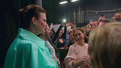 Backstage after the show,
when Linda came out... - The Super Models
