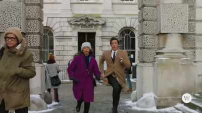 ♪ Bah, humbug ♪ - Jolly Good Christmas