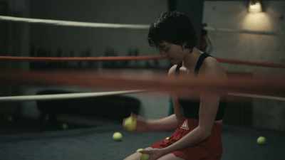 (balls thudding) - Uppercut