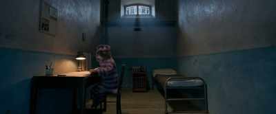 {Bamfing on pipe] - Paddington 2