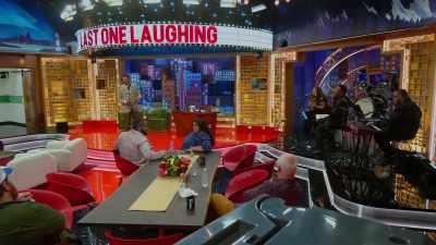 [band strikes up] - LOL: Last One Laughing Canada
